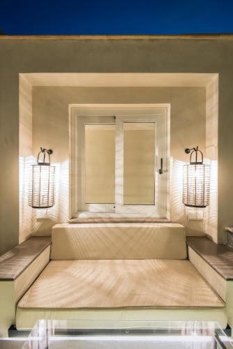 Habitación Doble con terraza del hotel Boutique Corral Del Rey By Aluz Collection. Foto 2