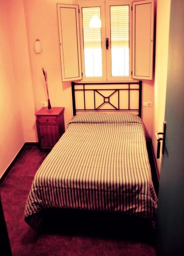 Habitación Doble con baño compartido del hotel La Montorena. Foto 7