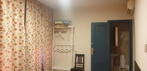 Habitación Doble con baño privado - 2 camas del hotel Catedral. Foto 14