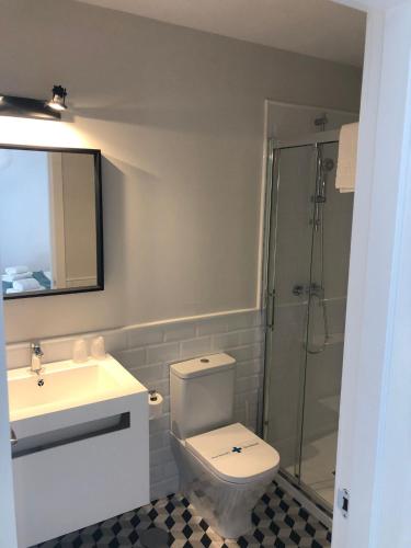 Habitación Doble Económica del hotel Hom Museo. Foto 4