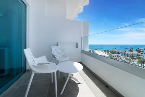 Habitación Doble con vistas al mar - 1 o 2 camas del hotel Caserio. Foto 1