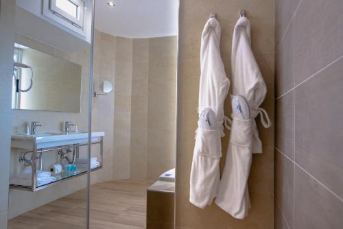 Suite Vista Mar Lujo Sofá Cama incluido Jacuzzi 2 Camas individuales del hotel HL Suitehotel Playa del Inglés. Foto 3