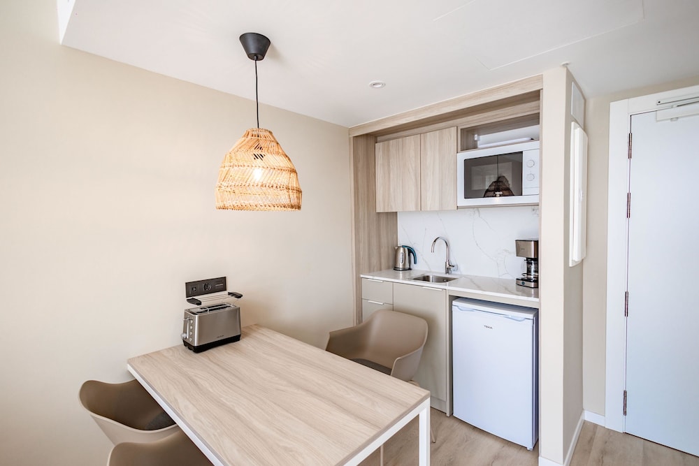 Suite estudio clásica del hotel Servatur Puerto Azul. Foto 5