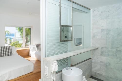 Villa con bañera de hidromasaje del hotel Marina Bayview - Adults Only