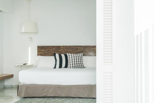 Villa con bañera de hidromasaje del hotel Marina Bayview - Adults Only. Foto 2