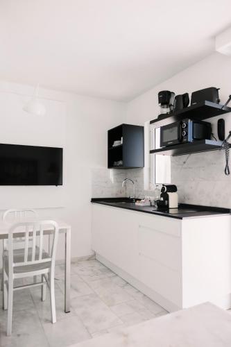 Apartamento Deluxe del hotel Marina Bayview - Adults Only. Foto 6