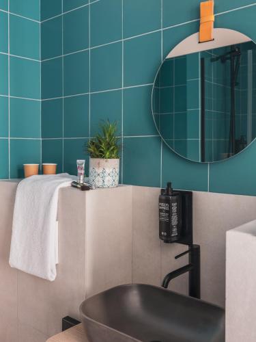 Habitación Doble Estándar - 2 camas del hotel Ibis Styles Montmartre Nord. Foto 4