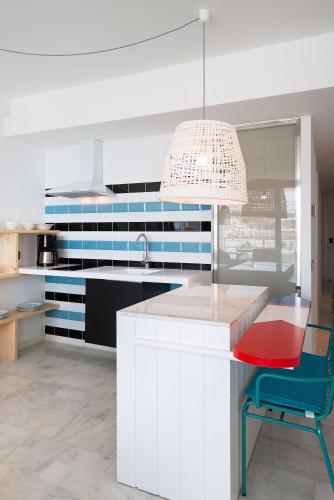 Suite Estándar del hotel Marina Suites. Foto 5