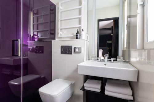 Habitación Doble Superior con terraza del hotel Félicien By Elegancia. Foto 4