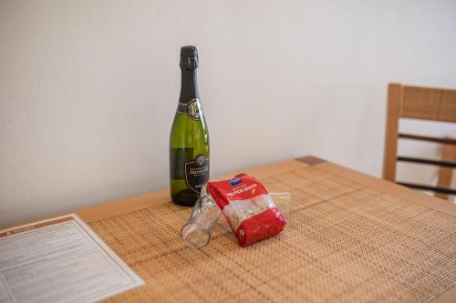 Royal Premier One - Bedroom Apartment with Terrace & Bath Tub (+18) del hotel Servatur Terrazamar Suite and Sun Suite. Foto 4