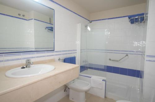 Apartamento 1 habitación Con Vistas Sofá Cama incluido 2 Camas individuales del hotel Natural Park. Foto 4