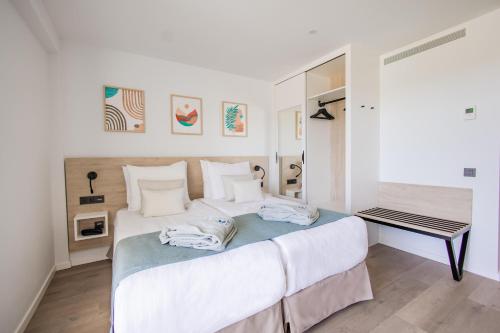 Premium Studio with Outdoor Whirlpool del hotel Servatur Hartaguna - Adults Only. Foto 7