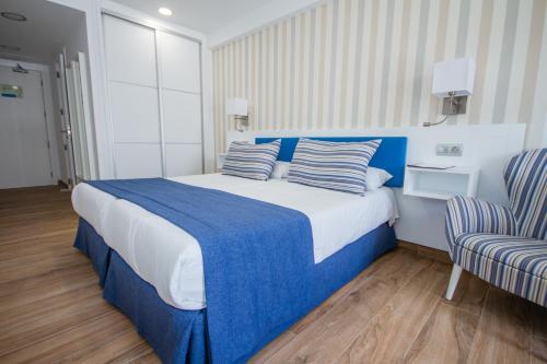 Habitación Doble Superior con balcón del hotel IG Nachosol Atlantic and Yaizasol by Servatur
