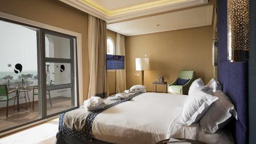Suite con vistas al mar del hotel Robinson Agadir - All Inclusive. Foto 1