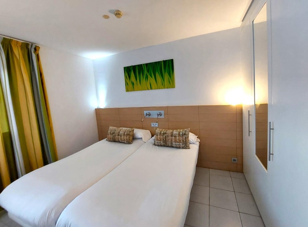 Apartamento Classic 2 dormitorios del hotel Servatur Riosol
