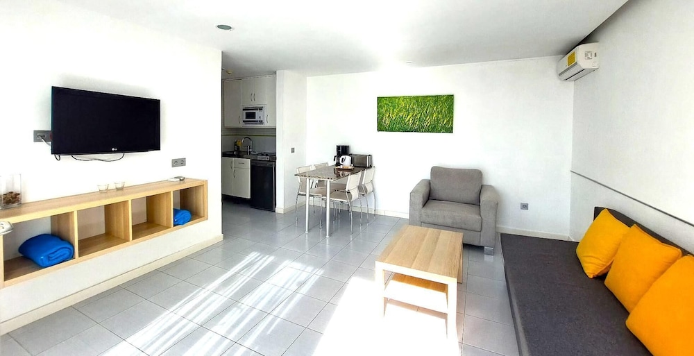 Apartamentos Premium de 1 dormitorio del hotel Servatur Riosol. Foto 5