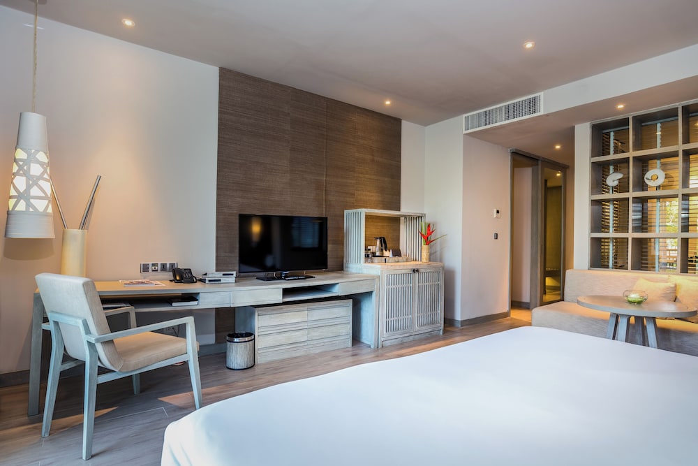 Habitación Deluxe del hotel Pullman Phuket Arcadia Naithon Beach. Foto 1