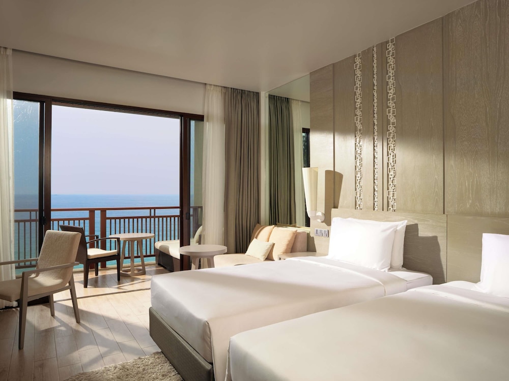 Ocean del hotel Pullman Phuket Arcadia Naithon Beach. Foto 6