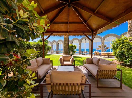Habitación Doble con vistas al jardín del hotel San Agustin Beach Club. Foto 1