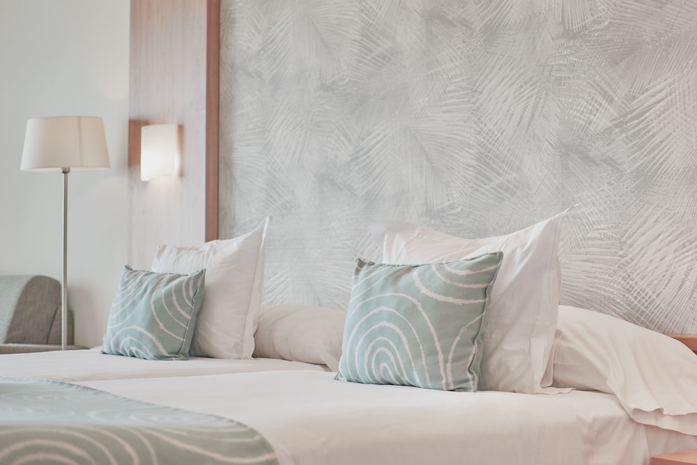 Habitación estándar doble de uso individual del hotel Gloria Palace San Agustin Thalasso and Hotel. Foto 1