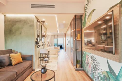 Suite Junior del hotel Gloria Palace San Agustin Thalasso and Hotel