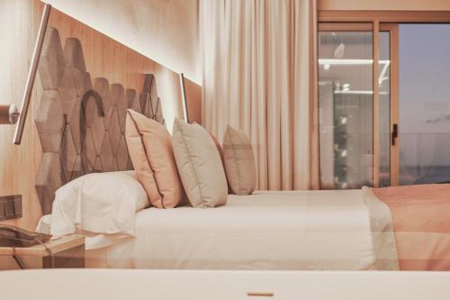 Suite Junior del hotel Gloria Palace San Agustin Thalasso and Hotel. Foto 6