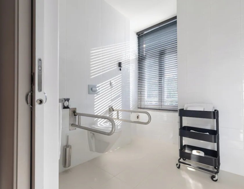 Habitación estándar, 1 cama doble, accesible para personas con discapacidad del hotel Holiday Inn Express Lisbon Avenida Liberdade. Foto 9