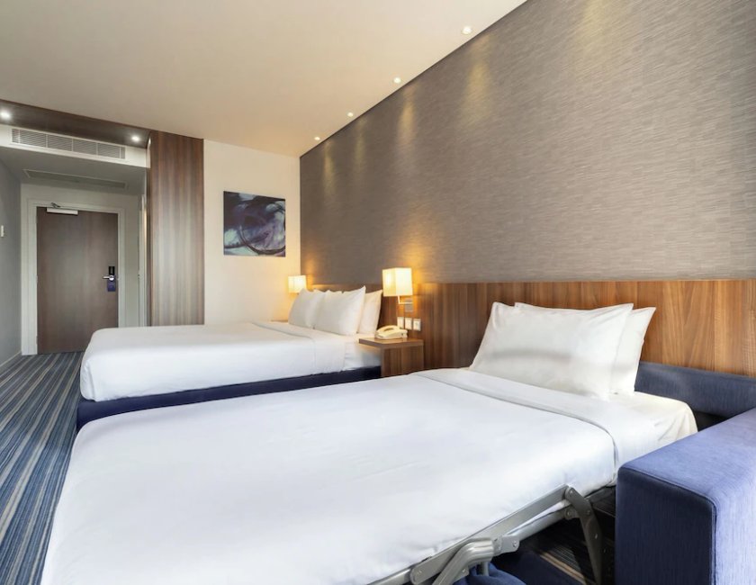 Habitación estándar, 1 cama doble con sofá cama del hotel Holiday Inn Express Lisbon Avenida Liberdade. Foto 4