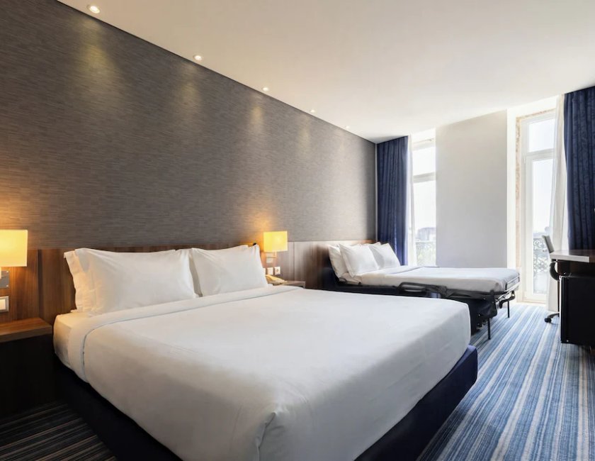 Habitación estándar, 1 cama doble con sofá cama del hotel Holiday Inn Express Lisbon Avenida Liberdade. Foto 7
