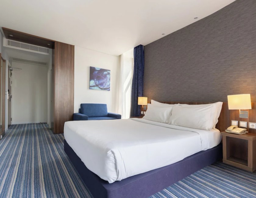 Habitación estándar, 1 cama doble del hotel Holiday Inn Express Lisbon Avenida Liberdade. Foto 6