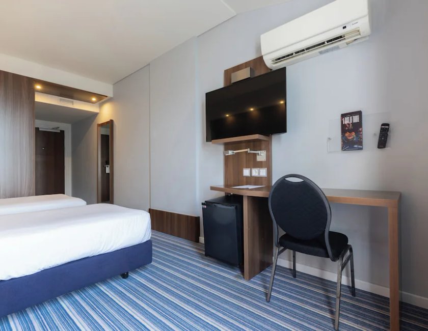 Habitación familiar, 2 camas individuales (Standard) del hotel Holiday Inn Express Lisbon Avenida Liberdade. Foto 4