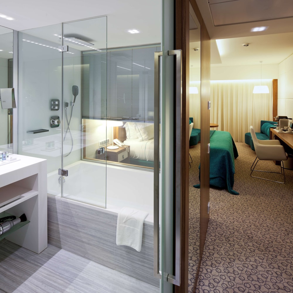 Suite Deluxe del hotel Epic Sana Lisboa. Foto 1