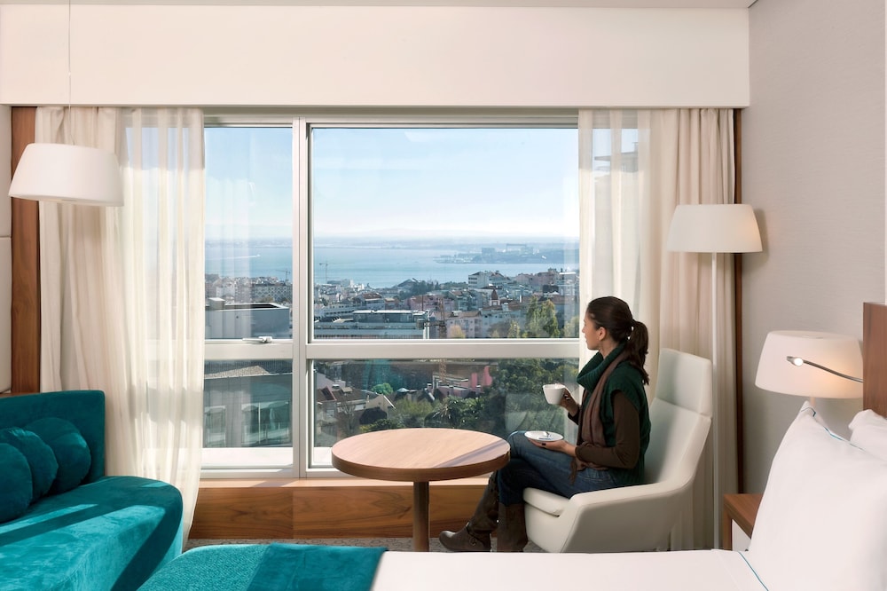 Habitación Premium Doble del hotel Epic Sana Lisboa. Foto 7