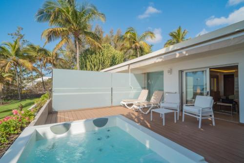Suite con vistas al mar del hotel Bull Costa Canaria and Spa - Adults Only. Foto 3