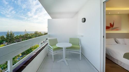 Habitación Doble con vistas laterales al mar - 2 camas del hotel Bull Costa Canaria and Spa - Adults Only