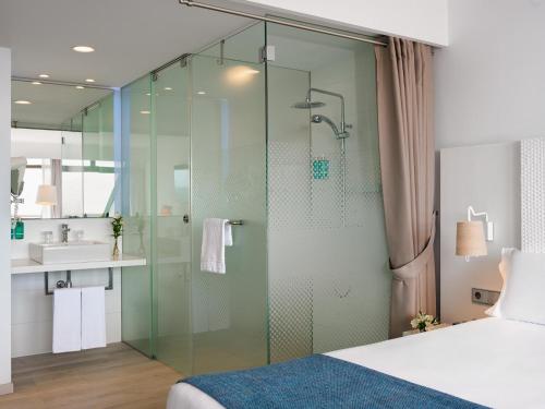 Habitación Doble con vistas al mar del hotel Don Gregory By Dunas, Adults Only. Foto 4