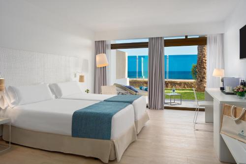 Habitación Doble con vistas a la playa del hotel Don Gregory By Dunas, Adults Only. Foto 5