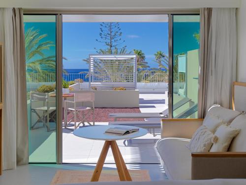 Habitación doble Vista Mar Lujo Balcón o Terraza Premium Solo Adultos del hotel Paradisus by Meliá Gran Canaria