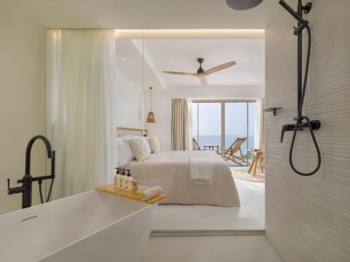 Habitación doble Lujo Balcón o Terraza Premium Vista Mar Frontal Solo Adultos del hotel Paradisus by Meliá Gran Canaria. Foto 1