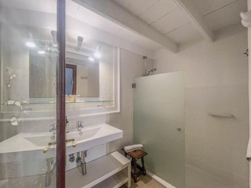 Habitación Deluxe del hotel Las Calas. Foto 4