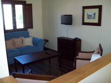 Villa Superior 2 habitaciones del hotel Villa Turistica De Bubion. Foto 4