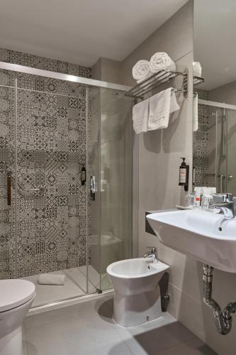 Habitación Familiar Estándar del hotel Porcel Navas. Foto 14