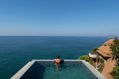Villa con piscina frente al mar - Cama extragrande del hotel Banyan Tree Cabo Marques. Foto 6