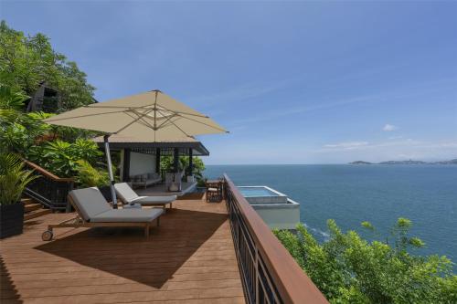 Villa con piscina frente al mar - Cama extragrande del hotel Banyan Tree Cabo Marques. Foto 7