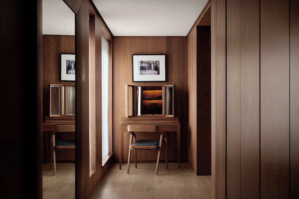 Suite 2 habitaciones 2 Camas dobles del hotel The London Edition. Foto 3