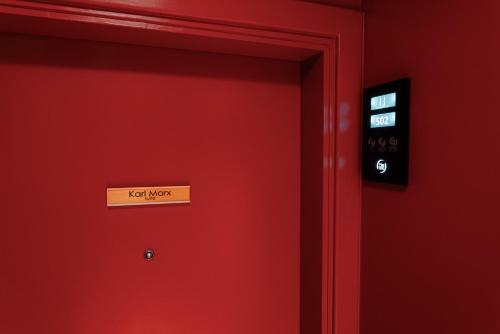 Suite Karl Marx del hotel Leicester House. Foto 2