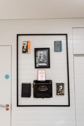 Suite Karl Marx del hotel Leicester House. Foto 7