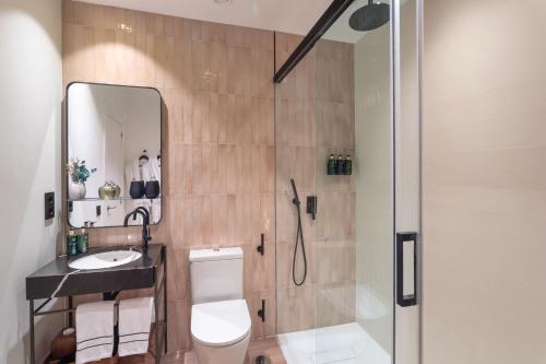Suite The Level con terraza del hotel Melia Granada. Foto 9