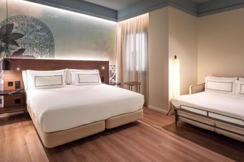 Habitación Premium del hotel Melia Granada. Foto 8