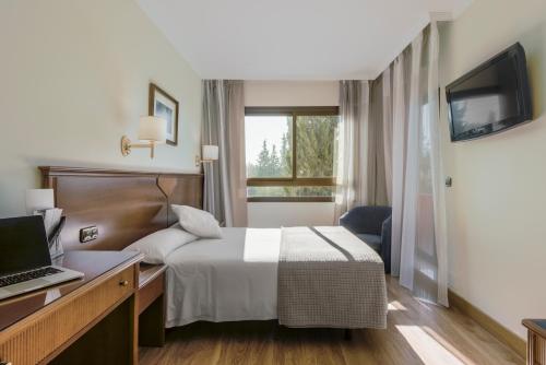 Habitación Individual del hotel Porcel Alixares. Foto 4